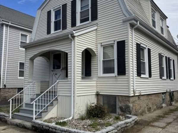 278 Palmer St, New Bedford, MA 02740