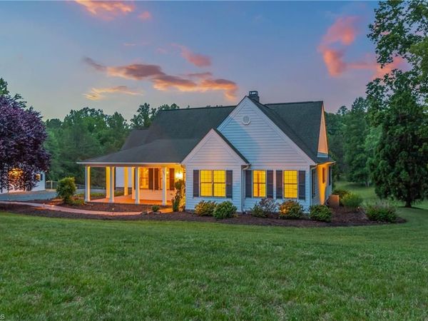 7950 Haviland Court, Pfafftown, NC 27040