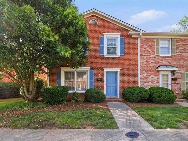 3204 Regents Park Lane , Unit E, Greensboro, NC 27455