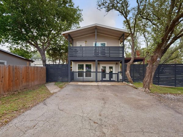 1070 Timberlane DR, Canyon Lake, TX 78133