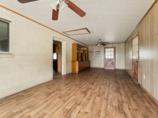 403 Vatican Dr, Donaldsonville, LA 70346