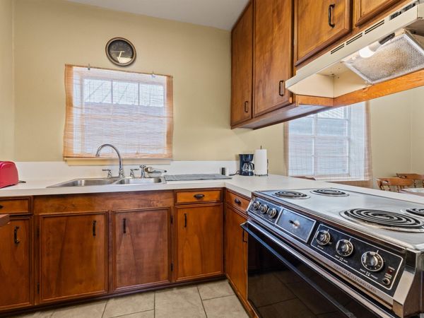 316 Claiborne St, Donaldsonville, LA 70346