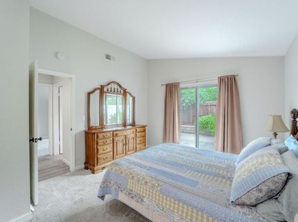 7044 Plume Way, Elk Grove, CA 95758 Photo
