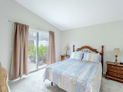 7044 Plume Way, Elk Grove, CA 95758 Photo