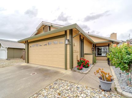 7044 Plume Way, Elk Grove, CA 95758 Photo