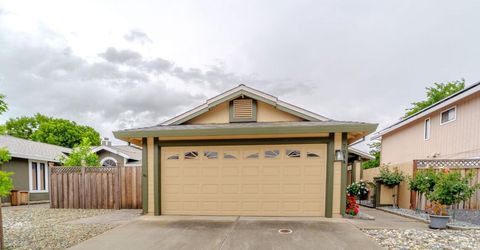 7044 Plume Way, Elk Grove, CA 95758 Photo