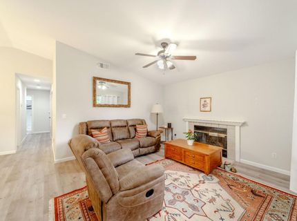 7044 Plume Way, Elk Grove, CA 95758 Photo