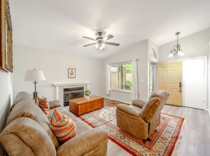 7044 Plume Way, Elk Grove, CA 95758 Photo