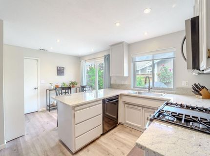 7044 Plume Way, Elk Grove, CA 95758 Photo