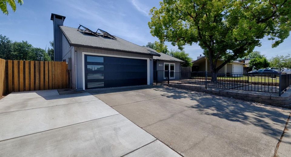 3108 Hogarth Dr, Sacramento, CA 95827 Photo