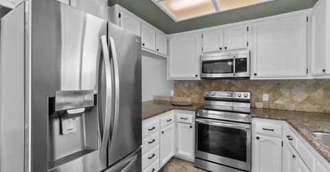 3108 Hogarth Dr, Sacramento, CA 95827 Photo