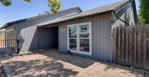 3108 Hogarth Dr, Sacramento, CA 95827 Photo