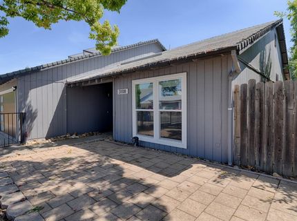 3108 Hogarth Dr, Sacramento, CA 95827 Photo