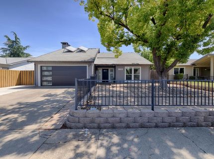 3108 Hogarth Dr, Sacramento, CA 95827 Photo