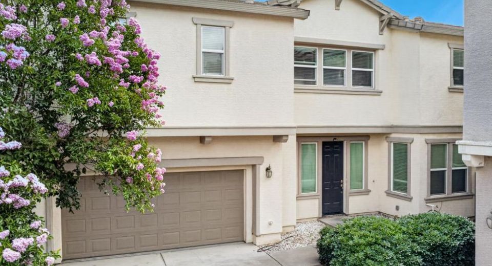 1886 Mammoth Way, Sacramento, CA 95834 Photo