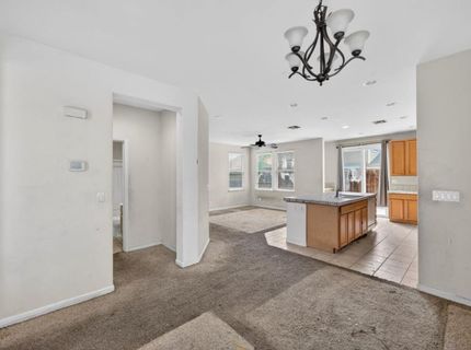 1886 Mammoth Way, Sacramento, CA 95834 Photo