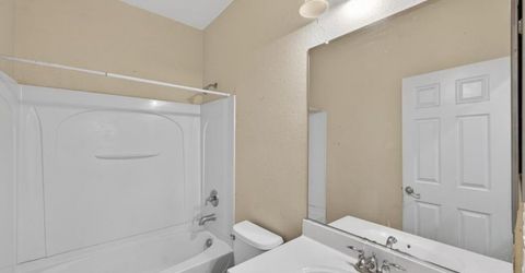 1886 Mammoth Way, Sacramento, CA 95834 Photo
