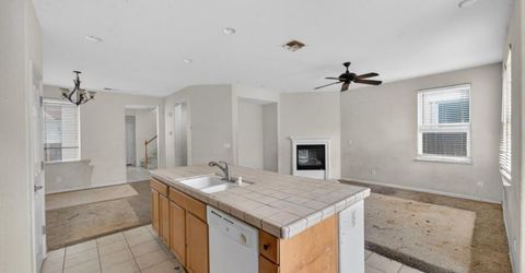 1886 Mammoth Way, Sacramento, CA 95834 Photo