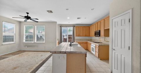 1886 Mammoth Way, Sacramento, CA 95834 Photo
