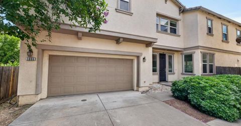 1886 Mammoth Way, Sacramento, CA 95834 Photo