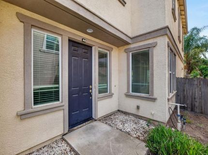 1886 Mammoth Way, Sacramento, CA 95834 Photo