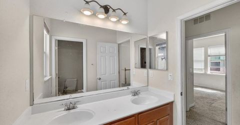 1886 Mammoth Way, Sacramento, CA 95834 Photo