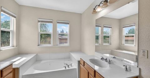 1886 Mammoth Way, Sacramento, CA 95834 Photo
