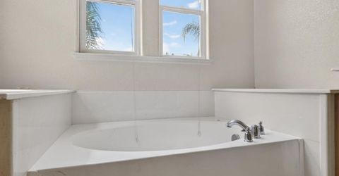 1886 Mammoth Way, Sacramento, CA 95834 Photo