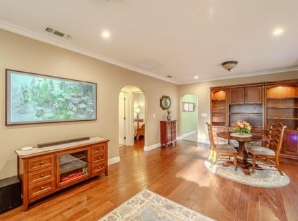 557 San Miguel Way, Sacramento, CA 95819 Photo