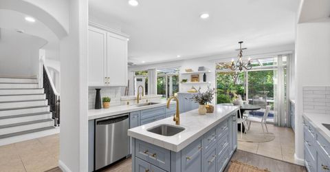 945 Sierra Park Ln, Sacramento, CA 95864 Photo