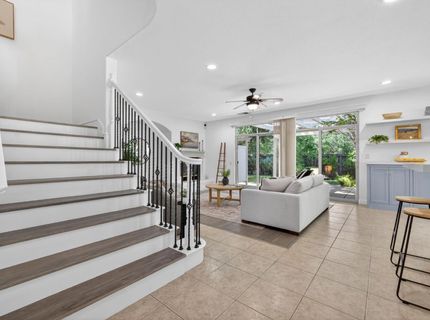 945 Sierra Park Ln, Sacramento, CA 95864 Photo