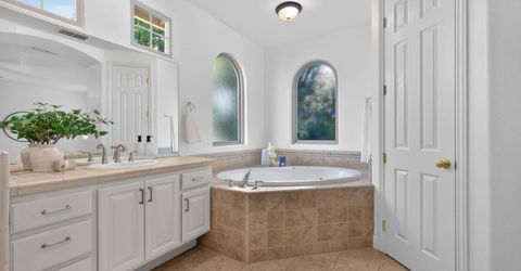 945 Sierra Park Ln, Sacramento, CA 95864 Photo