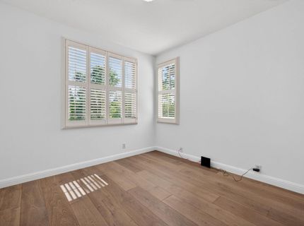 945 Sierra Park Ln, Sacramento, CA 95864 Photo
