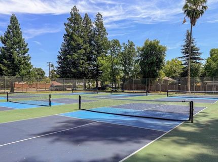 945 Sierra Park Ln, Sacramento, CA 95864 Photo