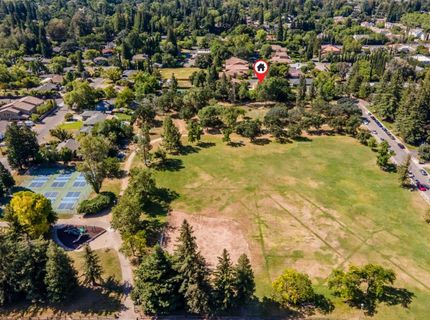 945 Sierra Park Ln, Sacramento, CA 95864 Photo