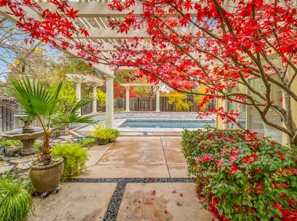 945 Sierra Park Ln, Sacramento, CA 95864 Photo