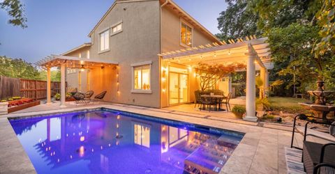 945 Sierra Park Ln, Sacramento, CA 95864 Photo