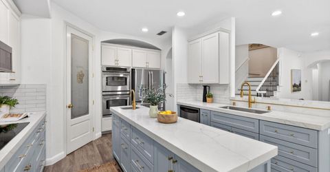 945 Sierra Park Ln, Sacramento, CA 95864 Photo