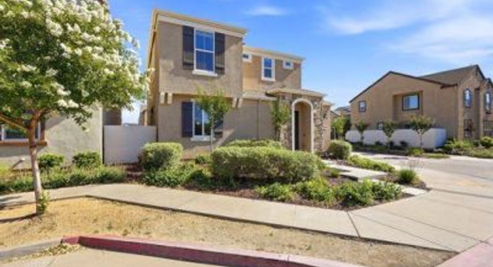 1057 Provence Village Dr, Roseville, CA 95747 Photo