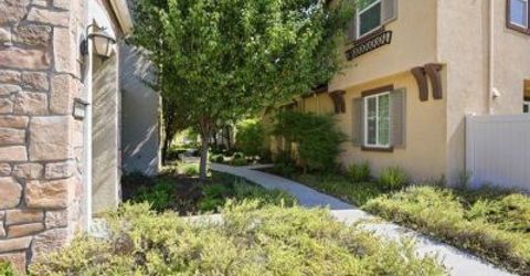1057 Provence Village Dr, Roseville, CA 95747 Photo