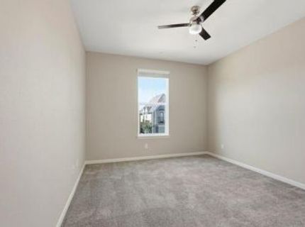 1057 Provence Village Dr, Roseville, CA 95747 Photo