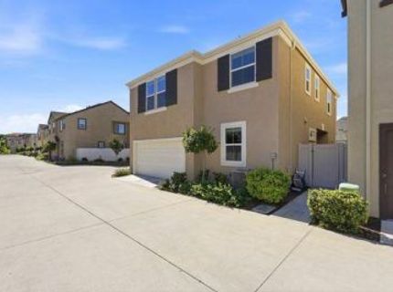 1057 Provence Village Dr, Roseville, CA 95747 Photo