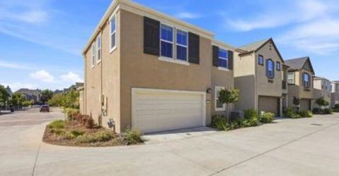 1057 Provence Village Dr, Roseville, CA 95747 Photo
