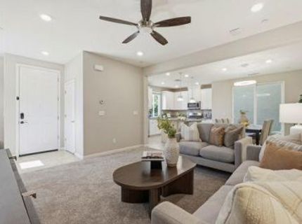 1057 Provence Village Dr, Roseville, CA 95747 Photo