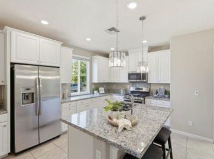 1057 Provence Village Dr, Roseville, CA 95747 Photo