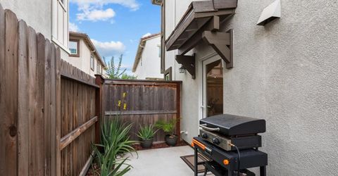 5256 Molino Cir, Roseville, CA 95747 Photo