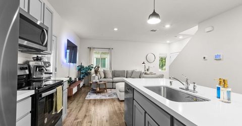 5256 Molino Cir, Roseville, CA 95747 Photo