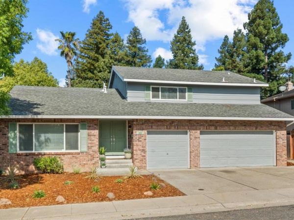 1111 Cottonwood Dr, Roseville, CA 95661