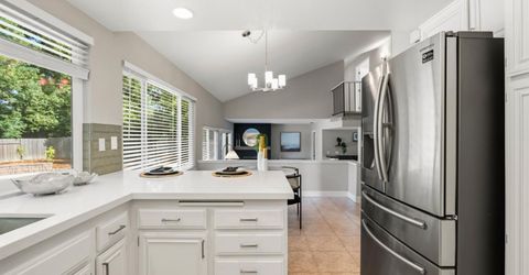 1111 Cottonwood Dr, Roseville, CA 95661 Photo