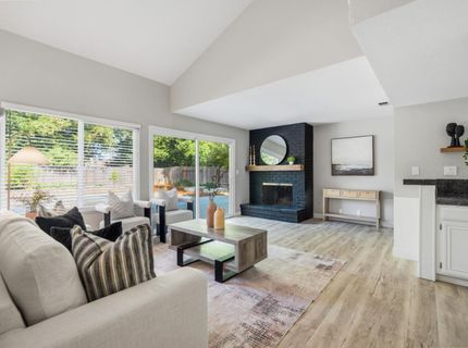1111 Cottonwood Dr, Roseville, CA 95661 Photo